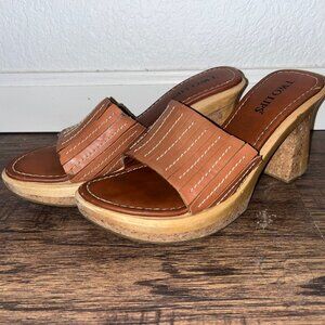 Two Lips Slip-on Mule with Chunky Platform Heel